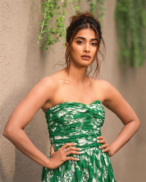 sex pooja hegde|POOJA HEGDE Nude